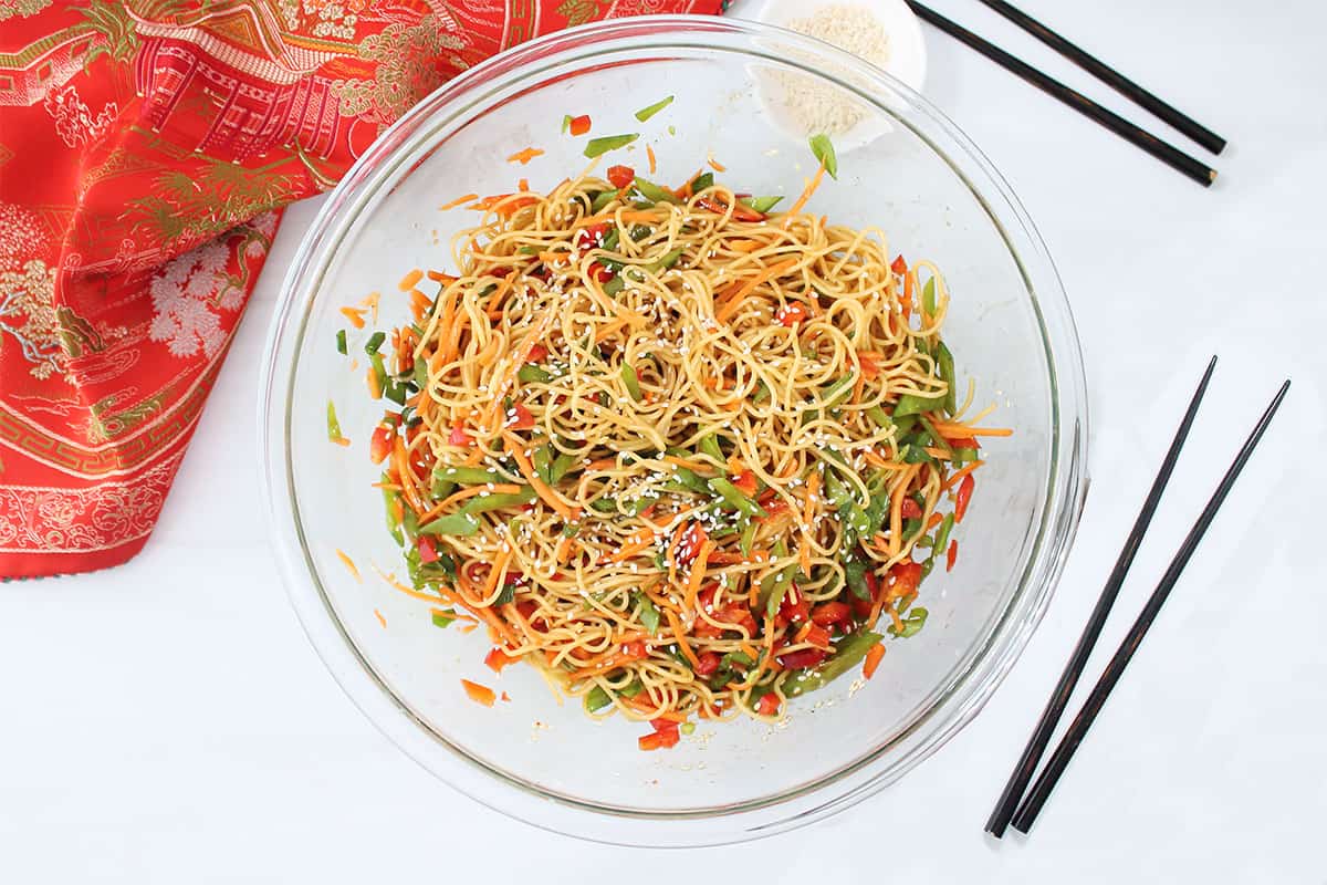 Cold Noodle Bliss: Craft a Zesty Asian Pasta Salad at Home